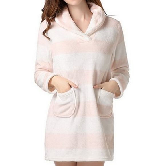 Richi Other - PINK & WHITE STRIP LOUNGING PJS